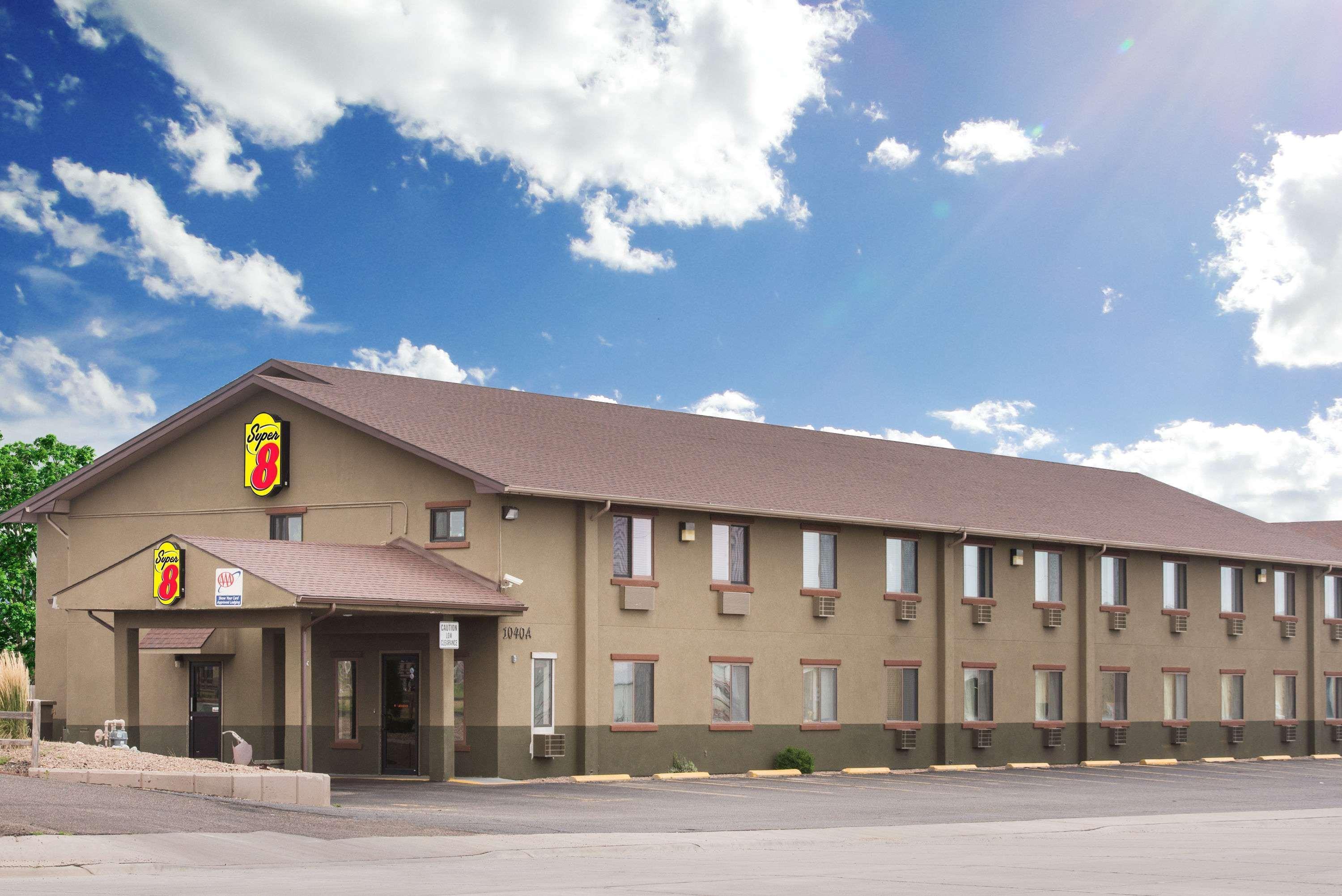 Motel Super 8 By Wyndham Colby Zewnętrze zdjęcie