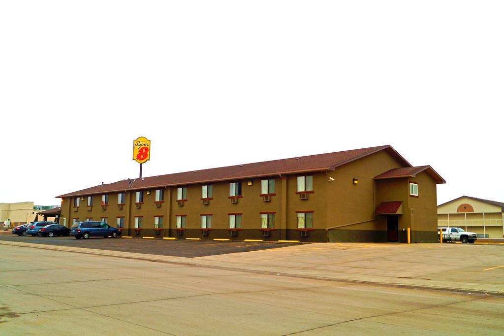 Motel Super 8 By Wyndham Colby Zewnętrze zdjęcie